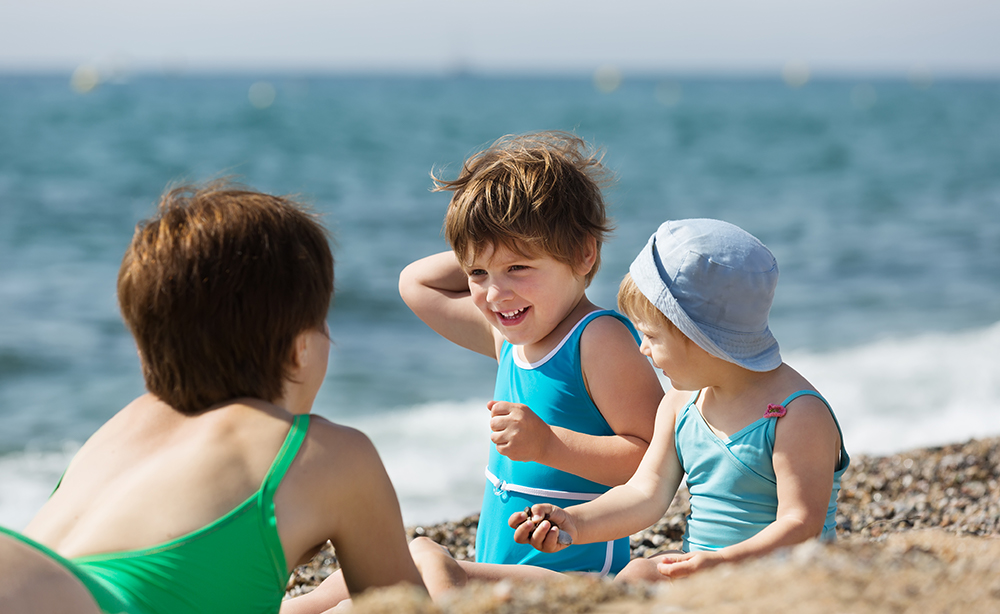 19 идей для фото с детьми на пляже